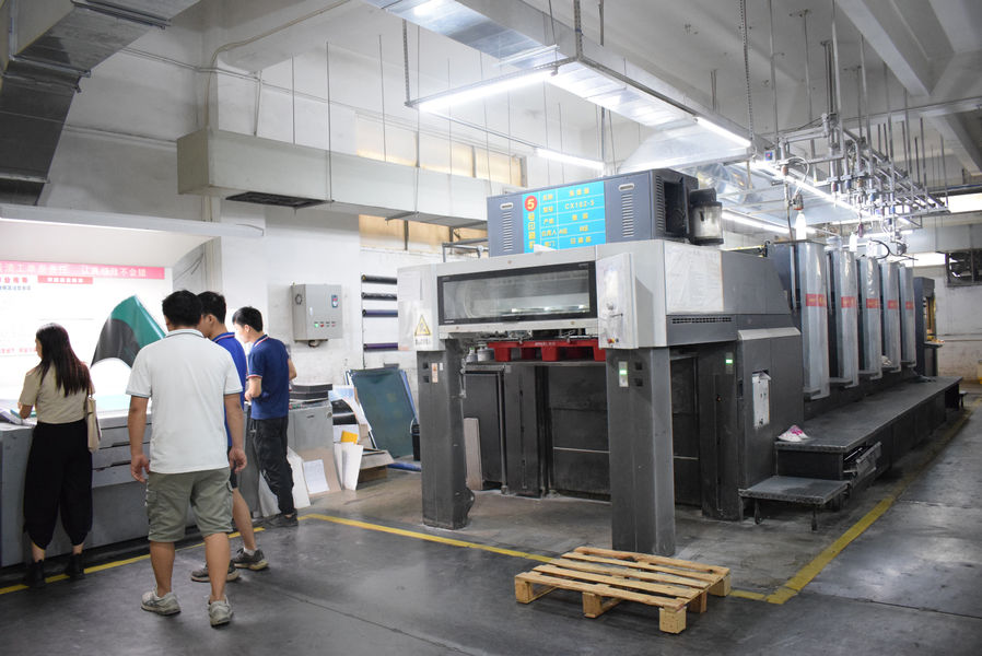 GUANGZHOU YM PACKAGE PRODUCTS CO.,LTD. γραμμή παραγωγής του κατασκευαστή